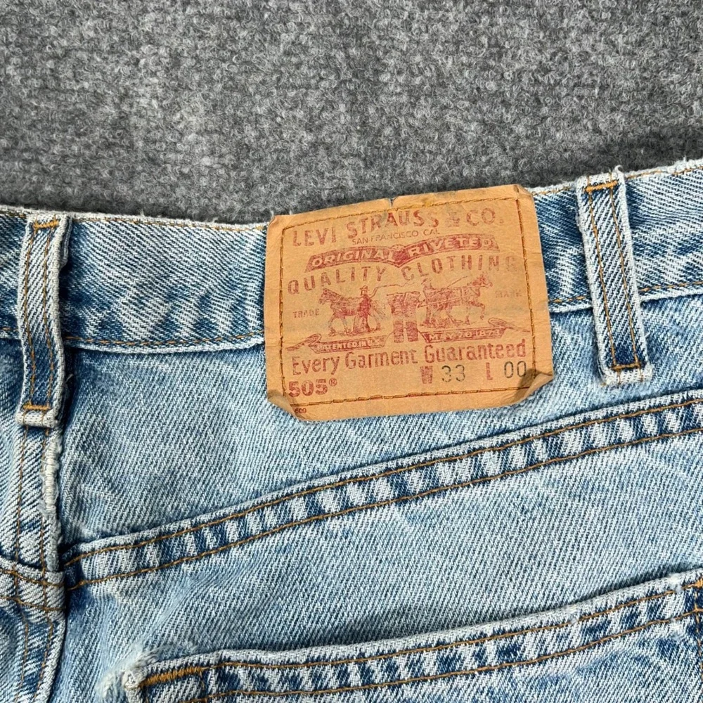 VTG '01 Levi's 505 Regular Fit Denim Shorts Mens 33 Made in USA Light Wash Dad